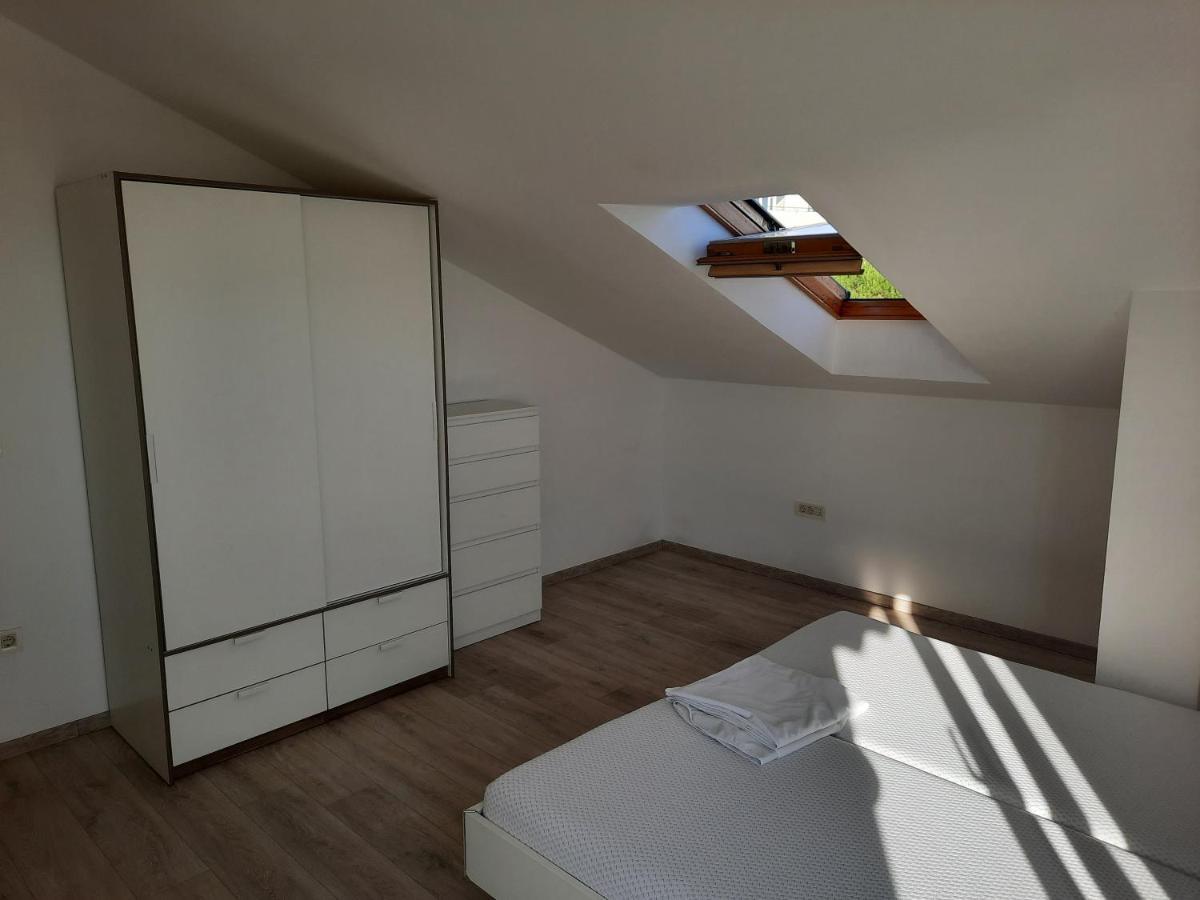 Sea View Later Apartment Рийека Екстериор снимка