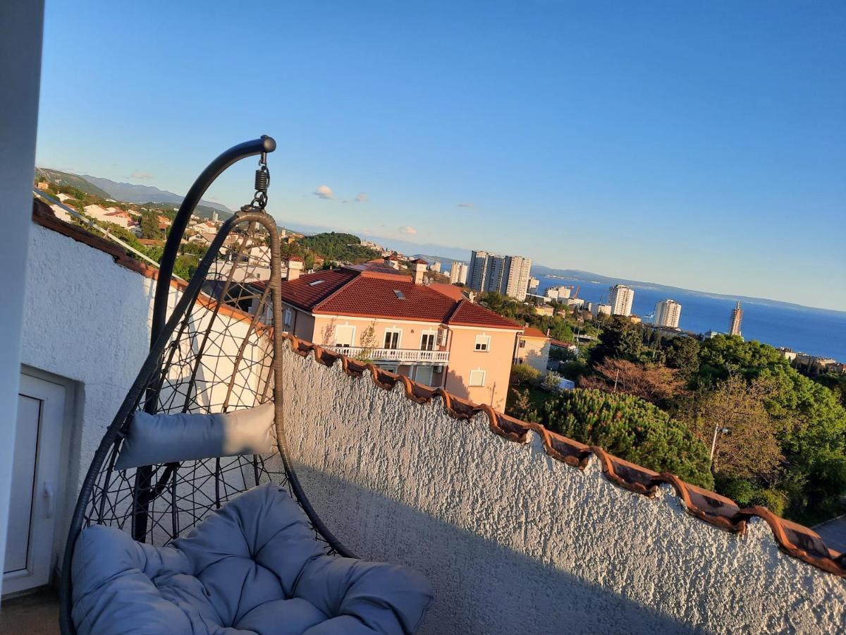 Sea View Later Apartment Рийека Екстериор снимка